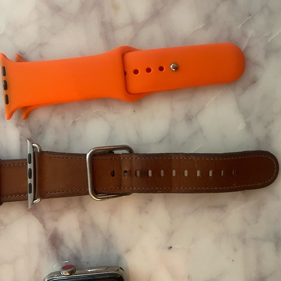 Hermes Apple Watch Series 3 - Picture 2 of 4